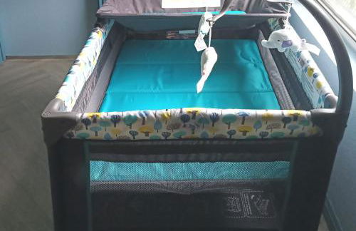 Ultimate Game Room Oasis for 12 - Private Patio - BBQ - 2 Kings - 6 TVs - Full-Body Massage Chair - Foto 27