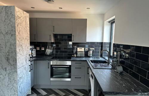 Adam Court Apartments - PE1 - Contractor Friendly - Choice of Studios or 1 Bed Apartments - Free Parking - Sofa Beds - Sky TV - Full Kitchen - Washer Dryer - WiFi - Foto 61