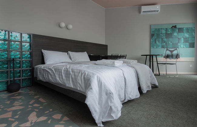 Resume Apartments - Photo 54