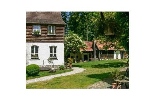 Apartment in a Wooded Area on Lake Faak - Foto 1