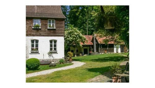 Apartment in a Wooded Area on Lake Faak - Foto 1