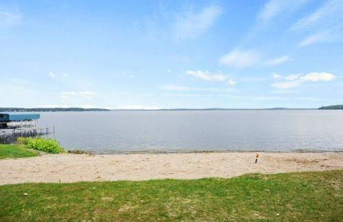 3 BR 2BA Lakefront Home - Dog Friendly - 30 Day - Foto 41