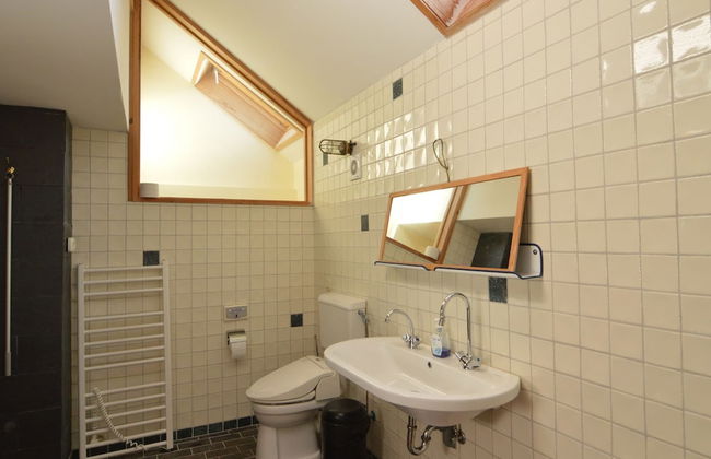 Holiday Home in Izier With Roofed Terrace, Garden, Parking - Foto 16