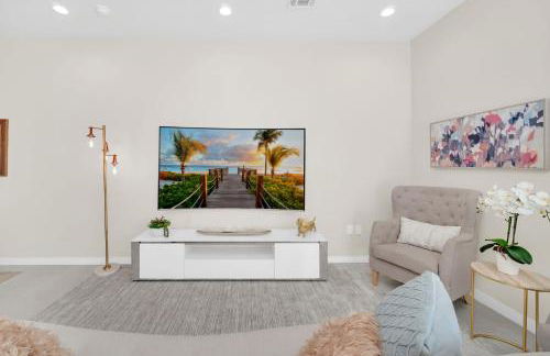 Magical Themed Home Near Disney - Foto 7