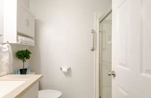 Private Ranch - Entire Home - 3 Bed Room - Hot Tub - King Bed - Fenced Yard - Pets & Kids Welcome - Game Shed - Free WiFi - Foto 26