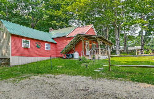 Less Than 8 Mi to Gore Mountain! Family Cottage with Porch - Foto 25