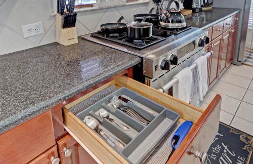 Luxury Home Minutes to Downtown Close to Everything Nice - Foto 12