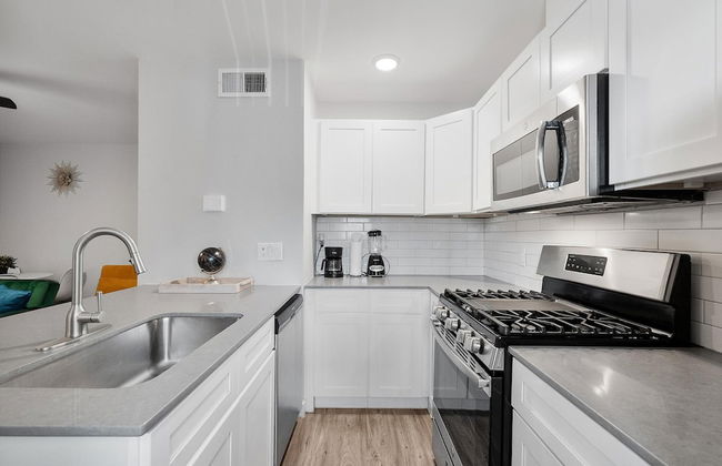 Stylish 1BR Near UT Highland Evonify - Foto 45