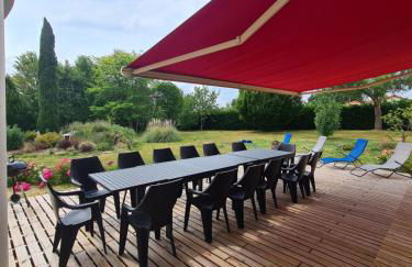 Splendide gîte La Tour Blanche 12min du Puy du Fou - Foto 3