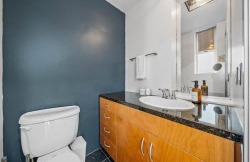 Gaslamp Row House - Sleeps 8 Private Garage AC - Foto 61