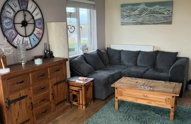 Beautiful 2 bedroom beach getaway - Foto 41