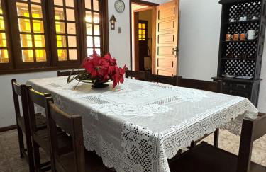 Charming Colonial Countryside Home with Wifi - Foto 26