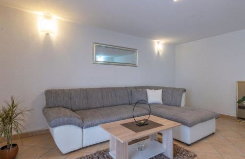 Villa Ana-Marija with pool & panoramic nature views - Foto 3