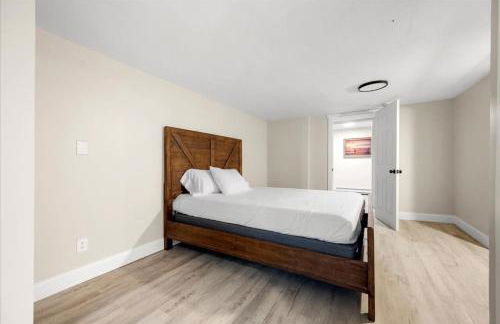 Whitewater The Genoa on Oneida Lake Sleeps 8 - Photo 20