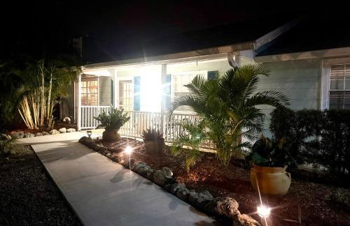 Beautiful Waterfront Home Less Than 7 mins to Beaches - Foto 55