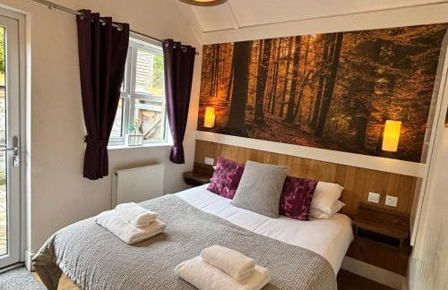 Fox Lodge with Hot Tub - Foto 16