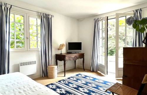 Fantastic 6 Bedroom House with stunning sea view - Foto 23