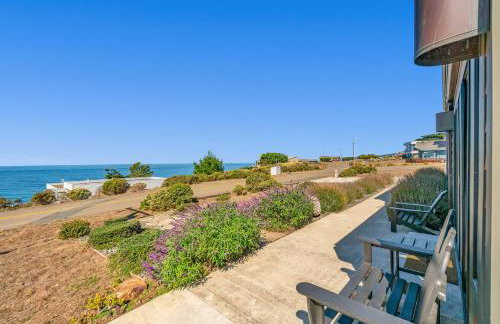 Dream Weaver House with Hot Tub and Ocean View! - Foto 33