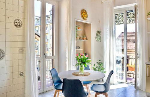 -Politecnico- Appartamento Classy x5 con Balconi, Vista e Parcheggio Gratuito - Foto 2