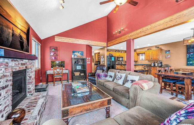 Fresh Tracks Retreat Ski In Out Hot Tub - Photo 18