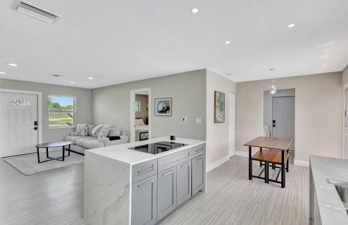 Sunshine Villa - with Private Pool - Foto 14