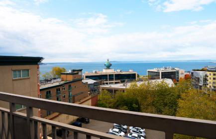 Top Floor Water View Oasis near Space Needle & Cruise - Foto 12