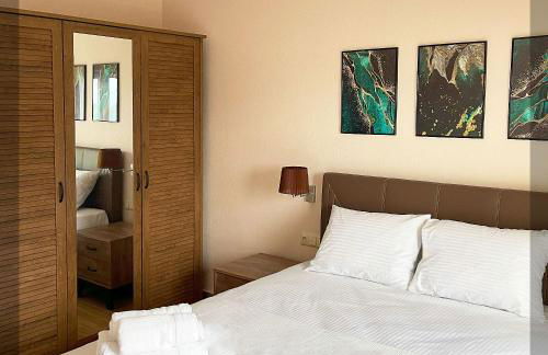 Favelas Luxury Apartments - Photo 20