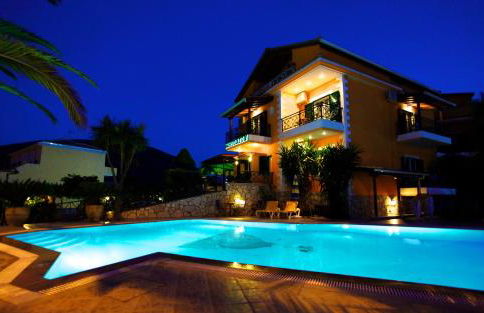 Odeon Hotel - Photo 8