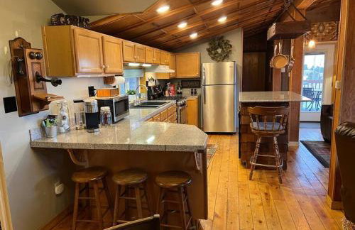 Abandoned Rail Cabin -19 miles to Breckenridge! Hot Tub! - Foto 32