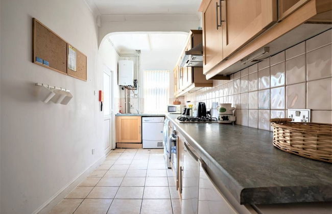 Charming 4-bed, Pet Friendly House in Liverpool - Foto 15
