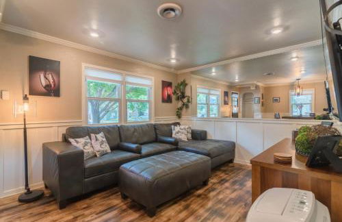 Italian Style in Old Town with Private Hot Tub - Photo 7