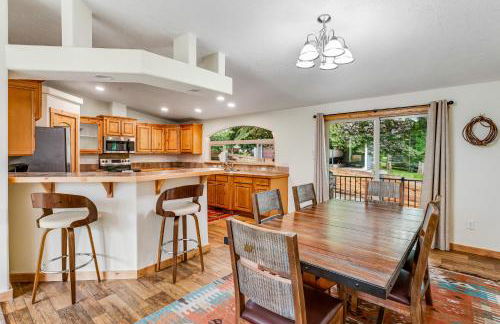 Lazy K on Peaceful Bay - Full Property - Foto 39