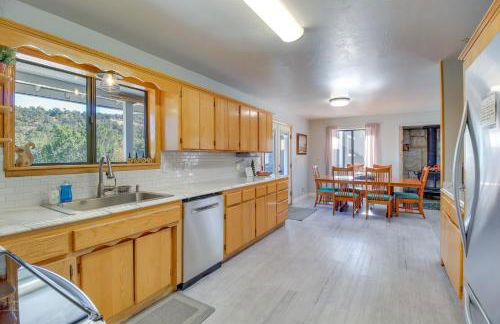 Eagar Vacation Rental Home with Spacious Deck! - Foto 11