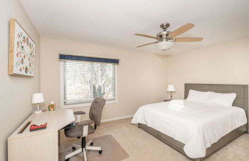 Luxurious Dream Home - For 10 - Photo 34