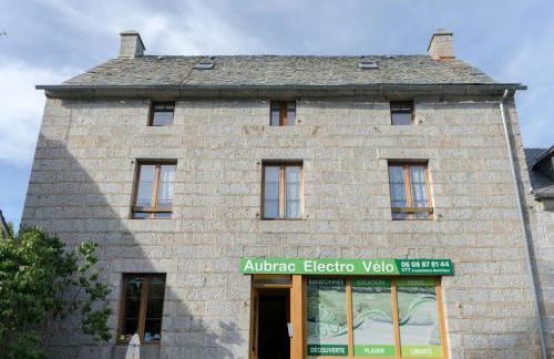 Village de Nasbinals Aubrac Electro Vélo - Foto 14