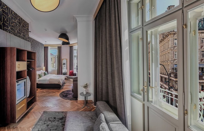 Mottl House by Adrez - Photo 29