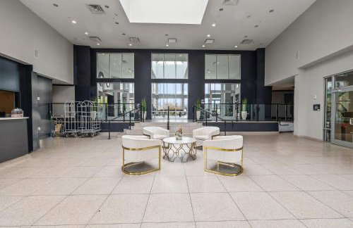 Luxury Apt In Harbor Point with Balcony - Foto 23