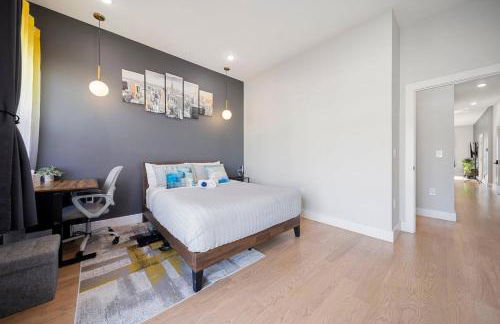 Luxury 3BR Condo | Mins to Manhattan - Foto 38