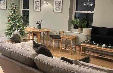 Monsal Trail Apartment A, Bakewell - Photo 18