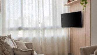 Apartamento novo com piscina 2 quartos self check-in perto do shopping - Foto 2