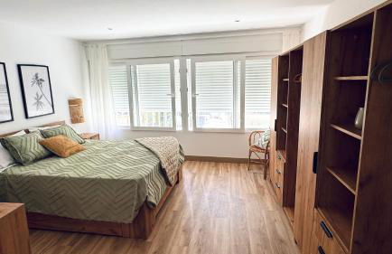 Casa en el centro , con amplia terraza - Foto 1