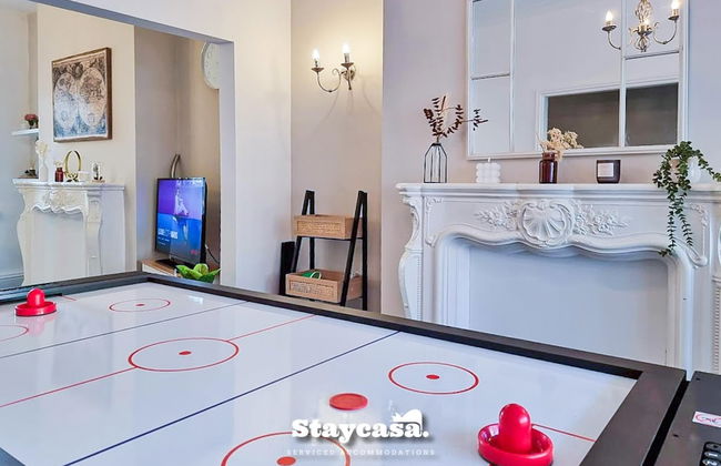 White Cozy House With Pool Table Game Room - Photo 24
