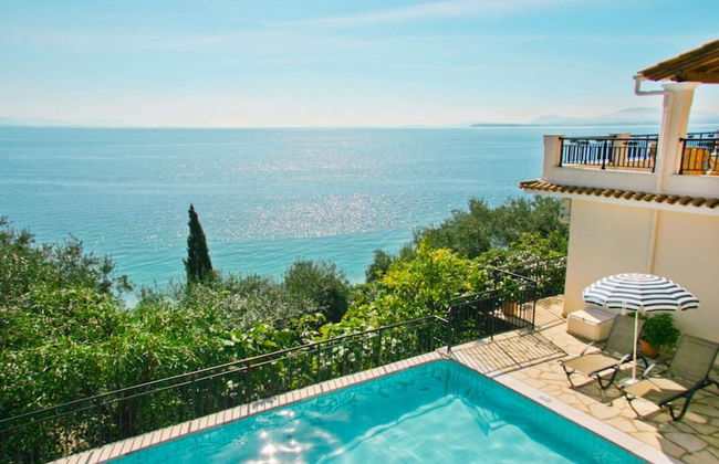 Villa Kerkyroula Large Private Pool Walk to Beach Sea Views A C Wifi Car Not Required - 1972 - Foto 33