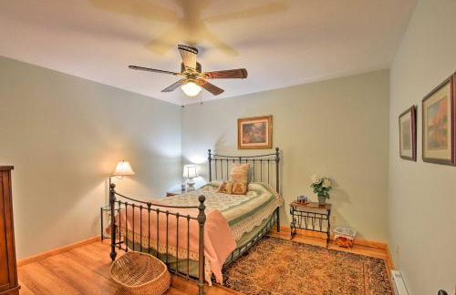 Andrews Cabin with Game Room and Covered Porch! - Foto 19