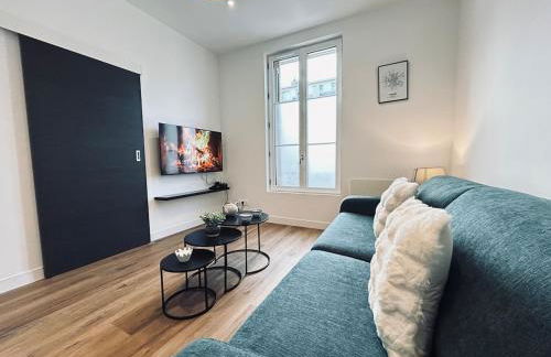 1 Vasnier F1 avec terrasse proche caves et science po - Foto 1