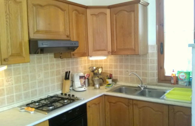 Villa In Lucca Placed in a Residential Area, all Services Nearby - Foto 11