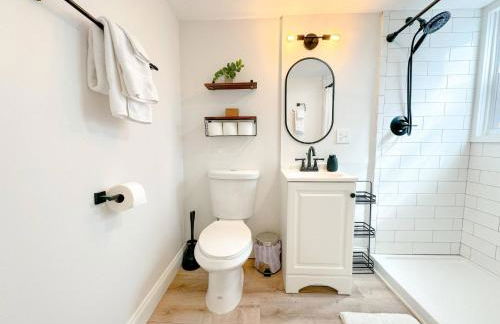 New - Mins to Concord/ Nashua - Walk to Downtown - - Foto 6