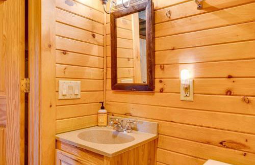 Secluded Luxury Cabin with Hot Tub on 40 Private Acres Near Moorefield, West Virginia - Foto 56