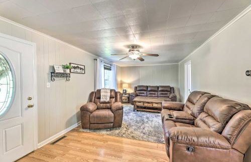 Family-Friendly Sanctuary BBQ, Patio and Yard - Foto 4