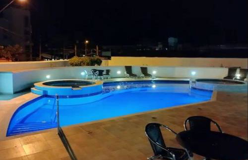 Apartamento 23A para 6 pessoas com Piscina e Churrasqueira no Cond Torremolinos Beach a 80m para Pé na areia na Praia da Enseada Ubatuba - Foto 9